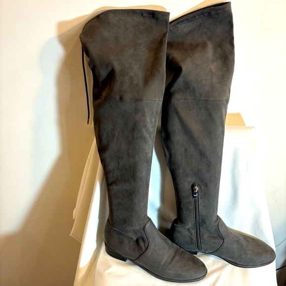 MARC FISHER Sz 9 Over the Knee Boots Drawstring Almond Toe Flat Heel In Grey - Picture 1 of 14